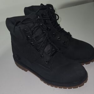 Boys size 4y timberland boots